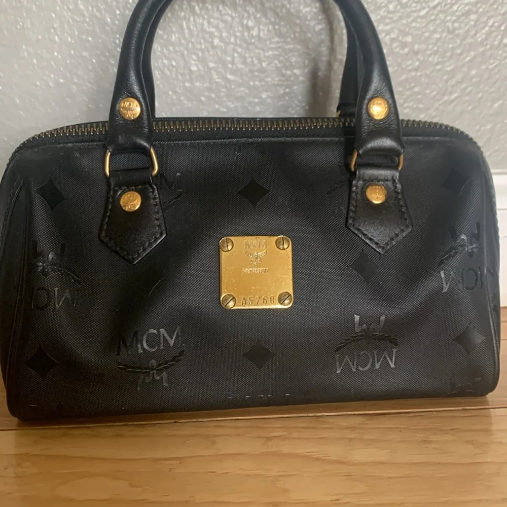 MCM- Authentic 🍀 RARE EUC! Pristine! Vintage Visetos Nylon Mini Boston Satchel - Picture 2 of 10